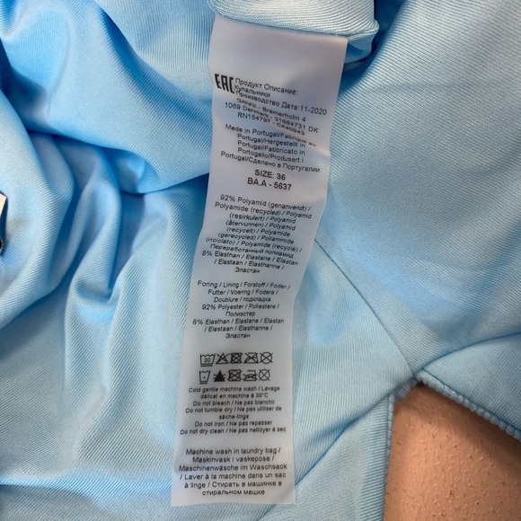 NWT Ganni One Piece Swimsuit Ribbed Short Sleeve in Bachelor Blue Size 36 - Picture 6 of 8